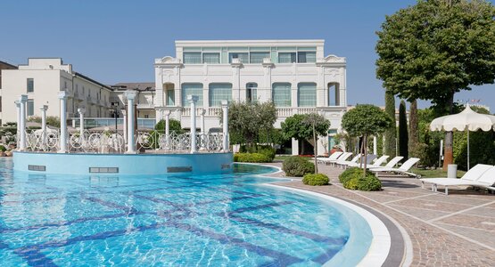 Anlage,Pool,Liegen | © Piscina e Giardino