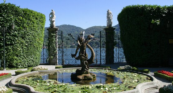Wandern Comersee Villa Carlotta Statue Brunne Haus Zaun Blumen Italien | © Villa Carlotta