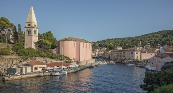 Veli Losinj Zentrum Stadt Bucht Hafen Kroatien | © losinjhotels